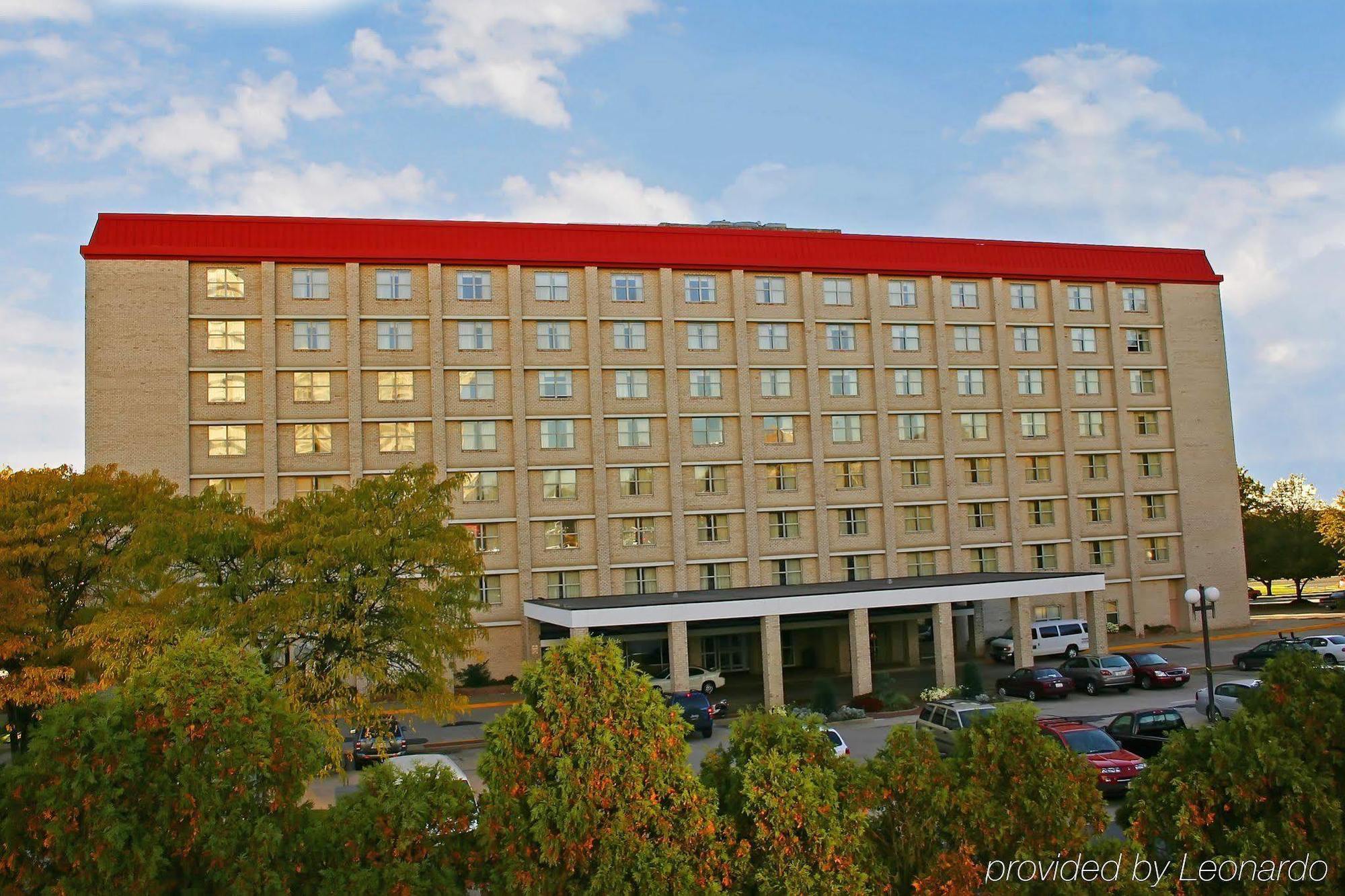 Best Western Tysons Westpark Маклийн Екстериор снимка